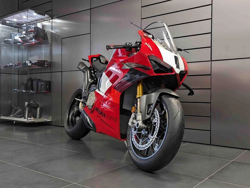Мотоцикл Ducati Panigale V4 R I поколение Panigale V4 R Base Красный 2023 с пробегом 1 км