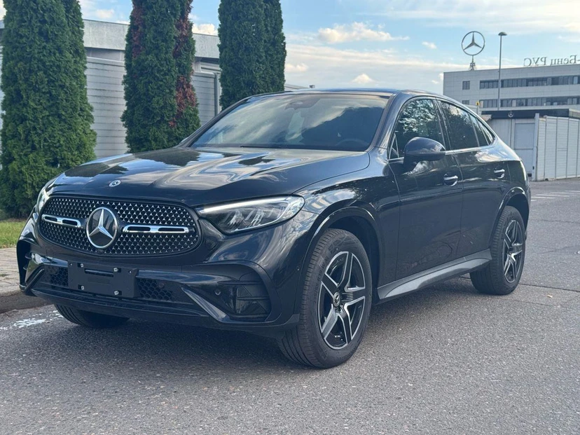 Mercedes-Benz GLC coupe II поколение (C254) 2.0 AT 4Matic (204 л.с.) Base Чёрный 2024 с пробегом 8 768 км