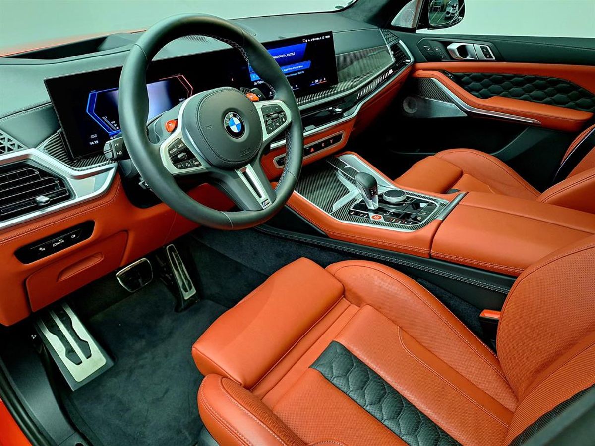 Автомобиль BMW X5 M III (F95) [рестайлинг] 4.4 AT 4WD (625 л.с.) X5 M Competition Красный 2024 с пробегом 5 286 км