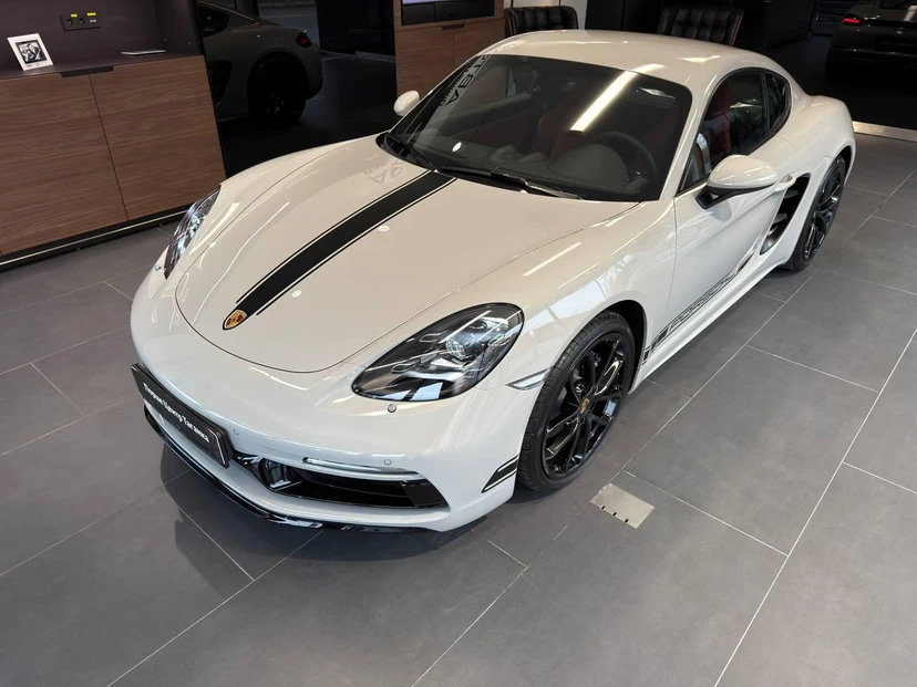 Автомобиль Porsche Cayman III поколение (982) 2.0 AMT (300 л.с.) Style Edition Серый 2025
