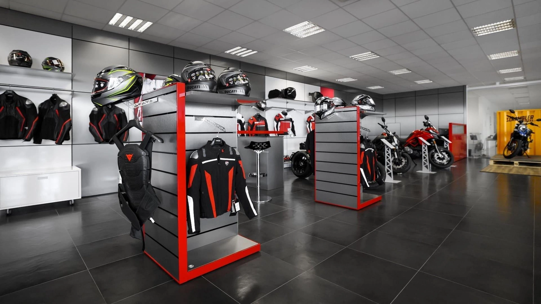 Дилерский центр