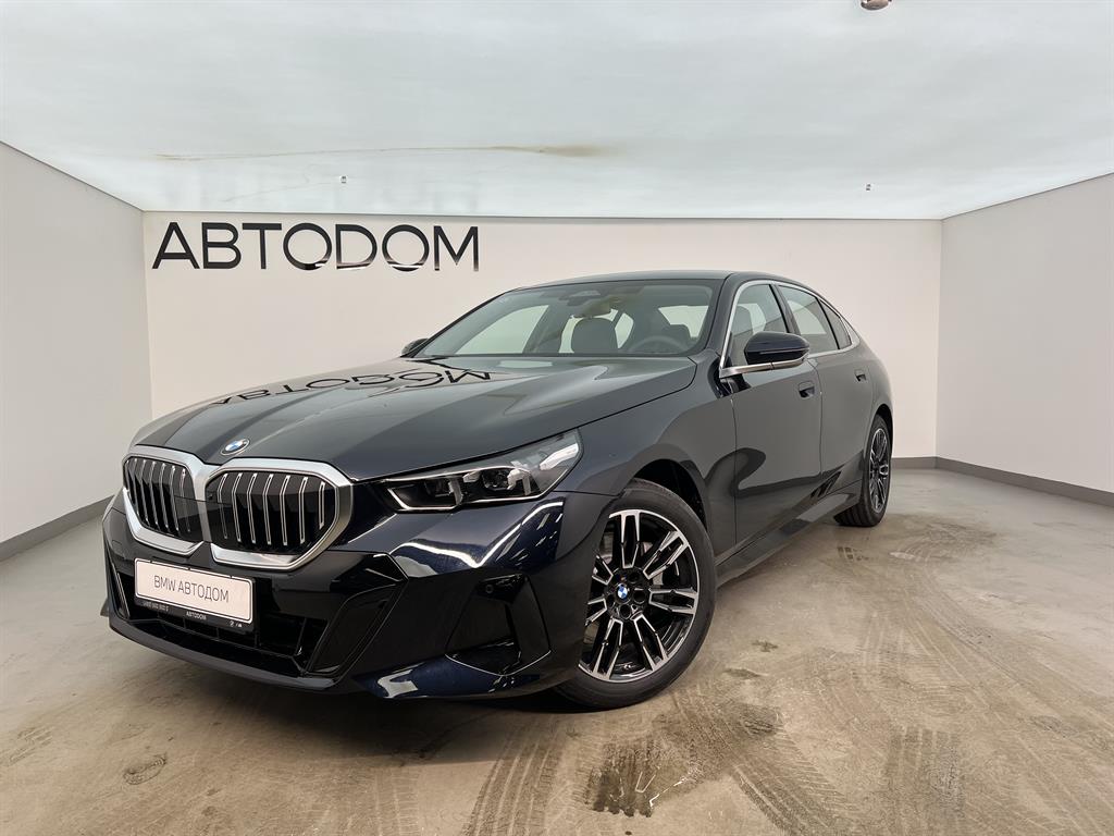 Автомобиль BMW 5 серии VIII поколение (G60) 2.0 AT 4WD (258 л.с.) M Sport Синий 2025 