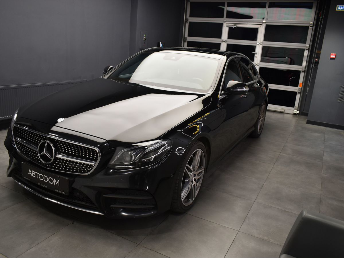 Mercedes-Benz E-Класс V поколение (W213/S213/C238) 200 2.0 AT (184 л.с.) Sport Plus Чёрный 2016 с пробегом 190 023 км