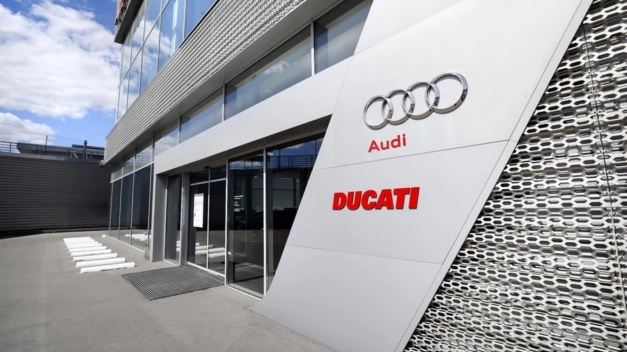 изображение дилерского центра