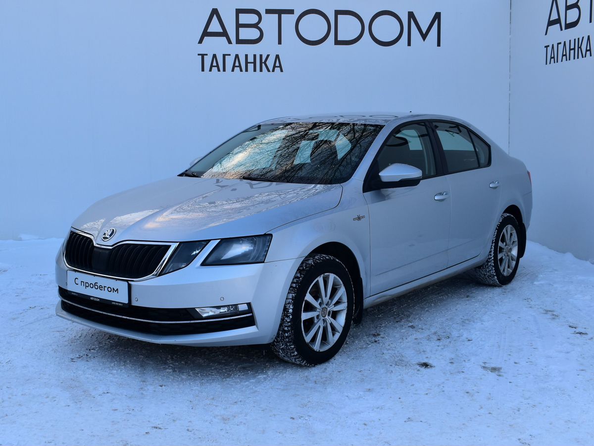 Автомобиль Skoda Octavia III (A7) [рестайлинг] 1.4 MT (150 л.с.) Hockey Edition Серый 2018 с пробегом 94 400 км