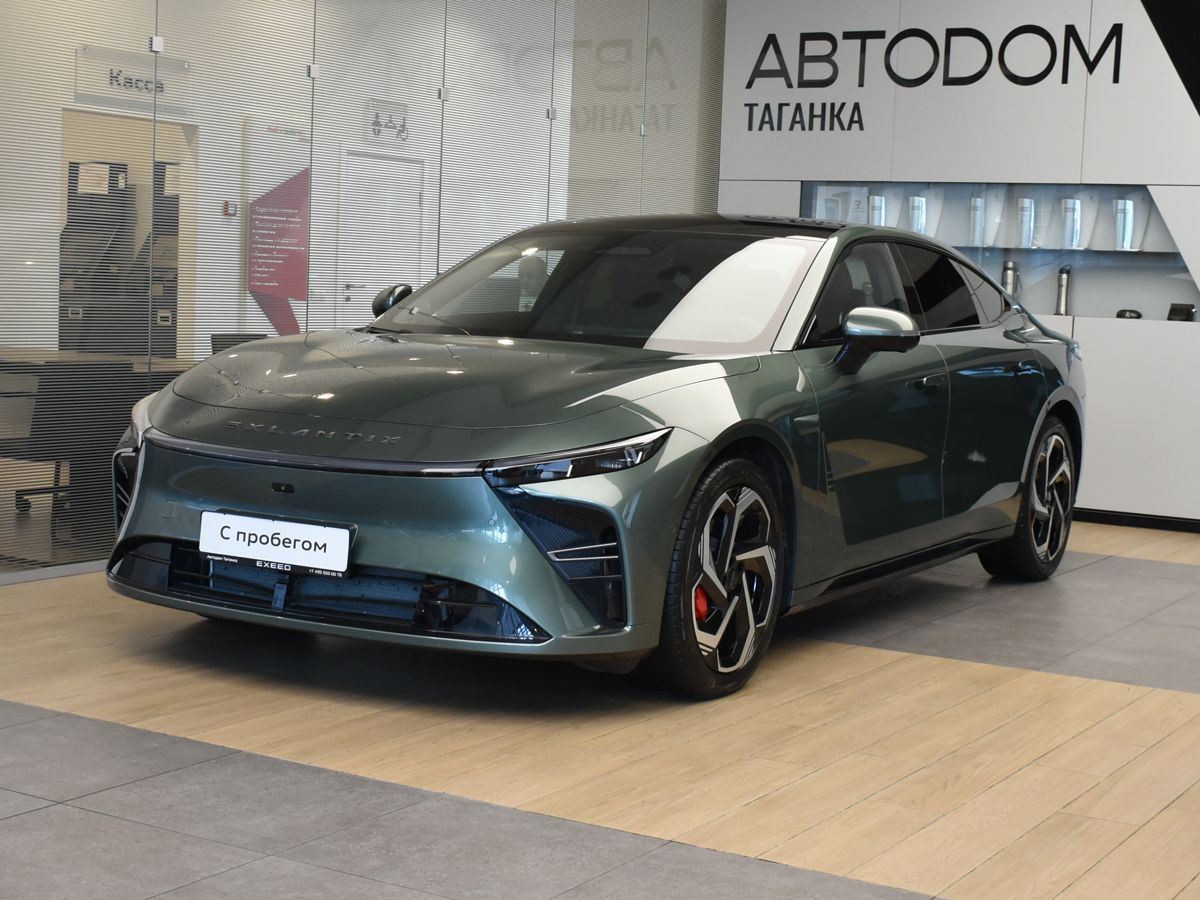 EXEED Exlantix ES I поколение 1.5hyb AT 4WD (469 л.с.) Base Зелёный 2025 с пробегом 2 650 км