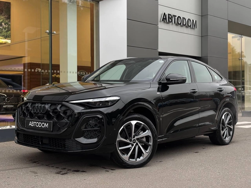 Автомобиль Audi Q5 Sportback II поколение 2.0d AMT 4WD (204 л.с.) 40 TDI quattro S tronic Чёрный 2025