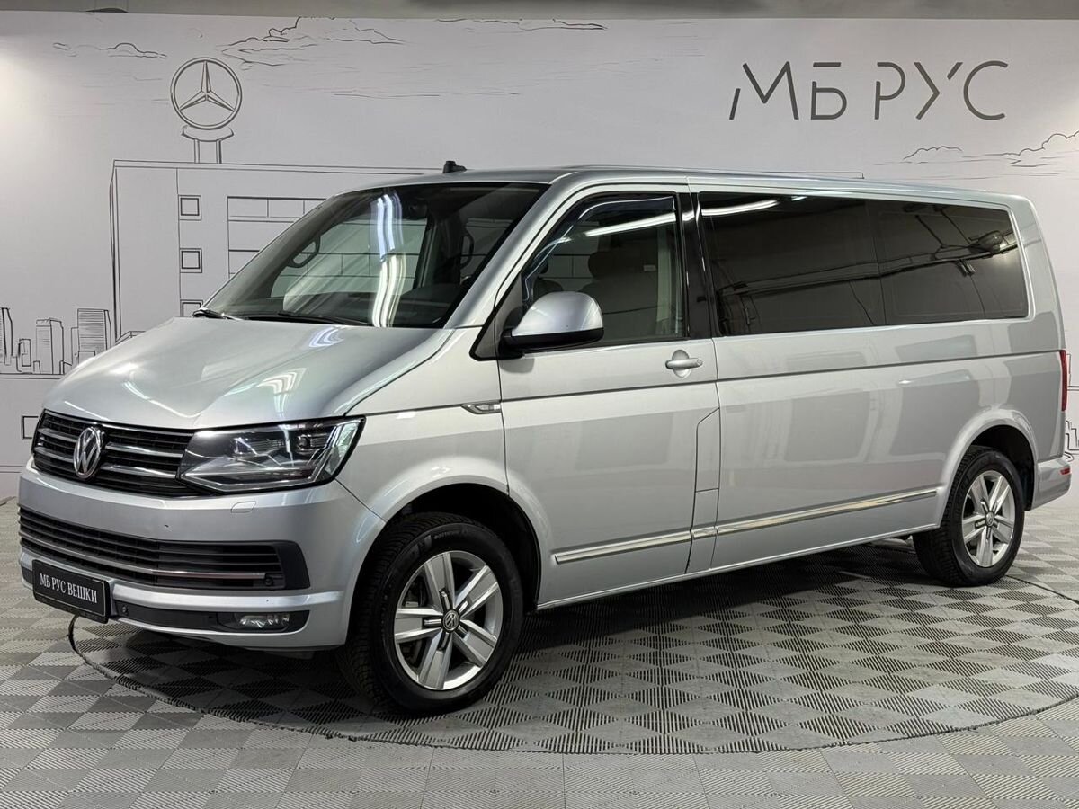 Автомобиль Volkswagen Multivan IV поколение (T6) 2.0 AMT (204 л.с.) Join Серебристый 2018 с пробегом 218 000 км