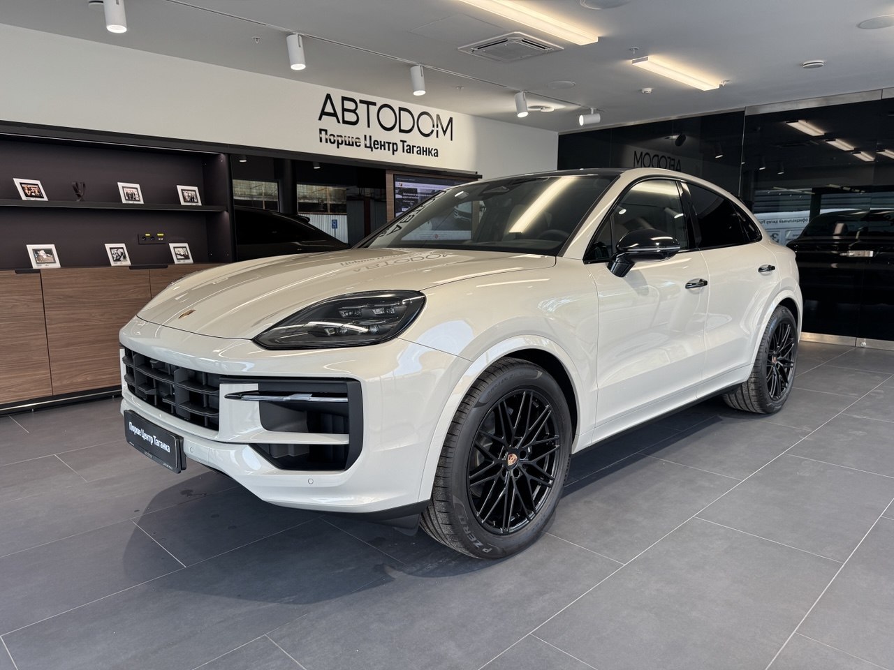 Porsche Cayenne III [рестайлинг] 3.0 AT 4WD (353 л.с.) Black Edition Бежевый 2026 
