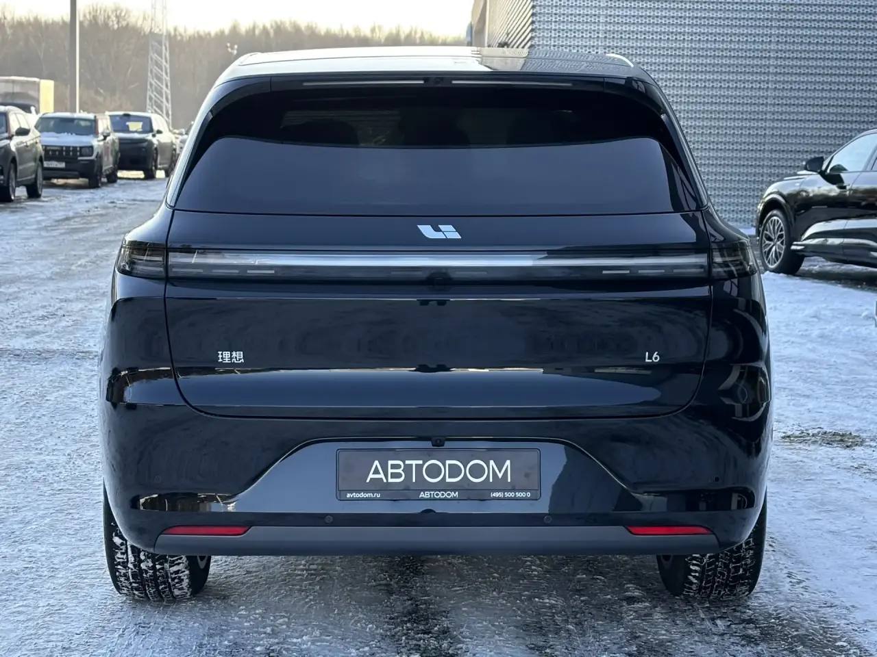 Автомобиль LiXiang L6 I поколение 1.5hyb AT 4WD (408 л.с.) Pro Чёрный 2025 