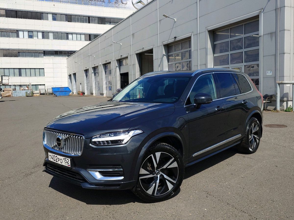 Volvo XC90 II [рестайлинг] 2.0 AT 4WD (320 л.с.) Inscription (MY20) Серый 2021 с пробегом 57 000 км