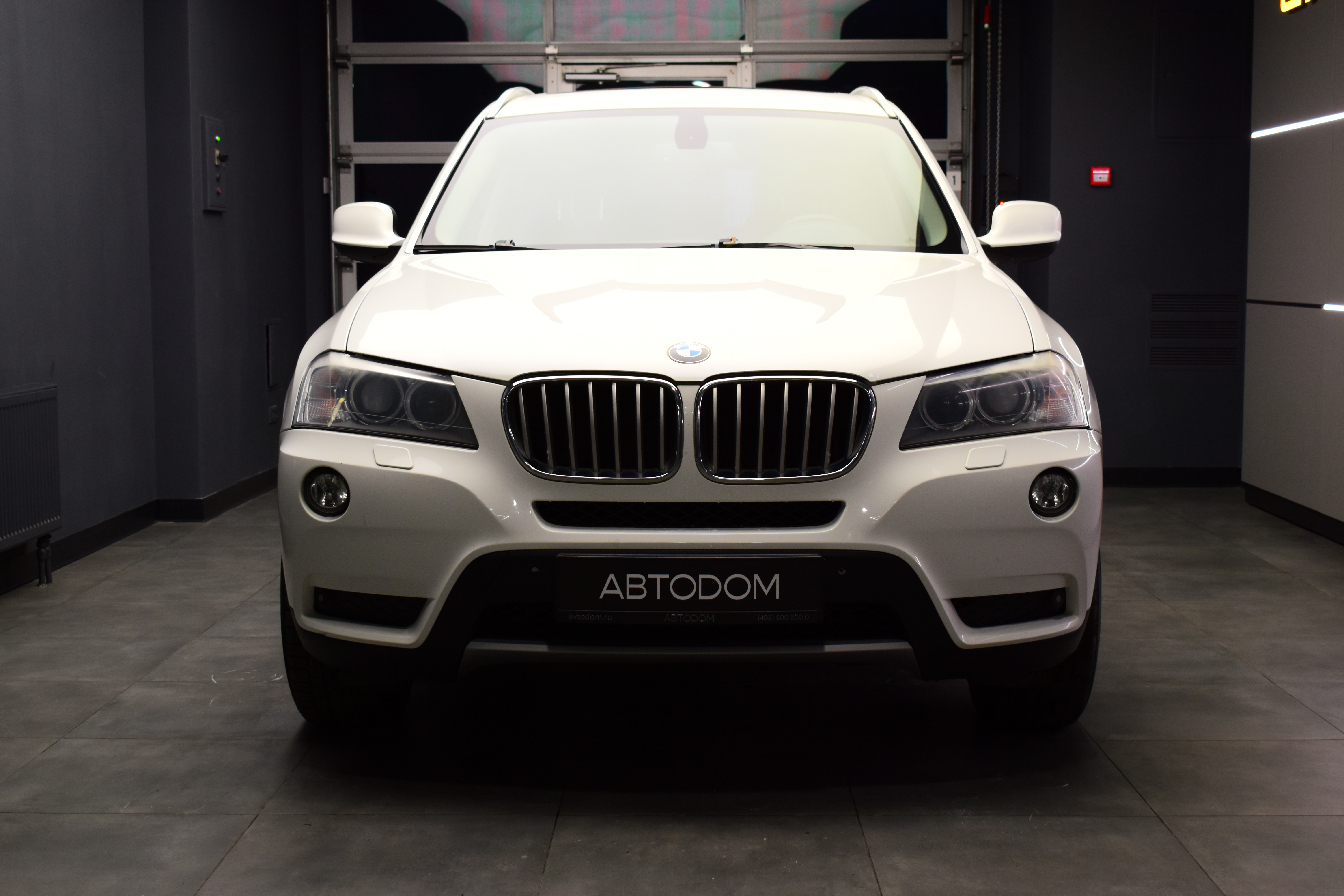 Автомобиль BMW X3 II поколение (F25) 3.0 AT 4WD (258 л.с.) Base Белый 2011 с пробегом 187 000 км
