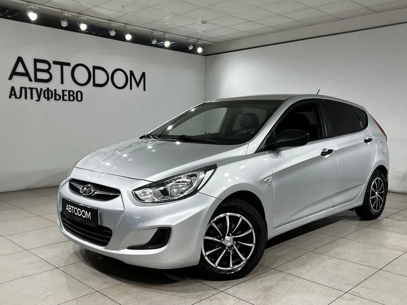 Hyundai Solaris I поколение 1.6 AT (123 л.с.) Active Серебристый 2012 с пробегом 160 757 км