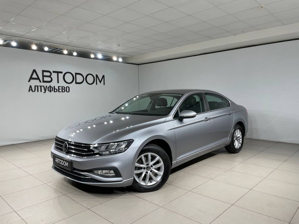 Volkswagen Passat 2021 sedan