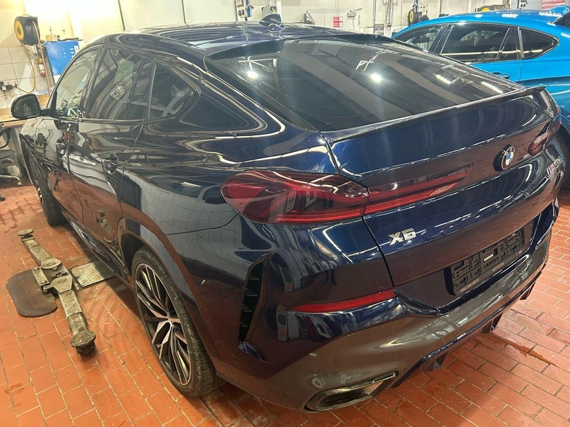 Автомобиль BMW X6 III поколение (G06) M50 3.0d AT 4WD (400 л.с.) Base Чёрный 2020 с пробегом 107 000 км