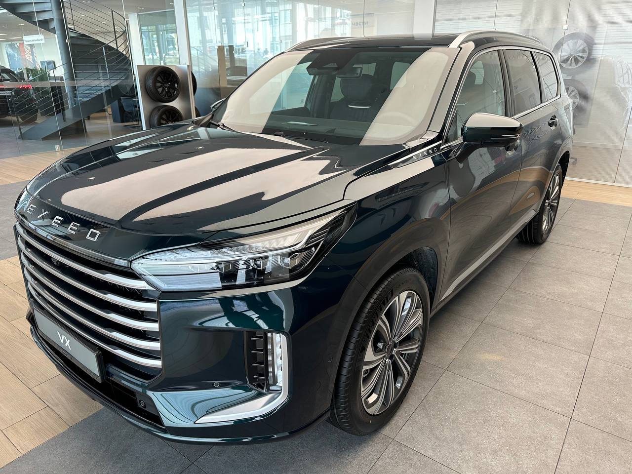 Автомобиль EXEED VX I [рестайлинг] 2.0 AT 4WD (249 л.с.) Prestige Зелёный 2025 
