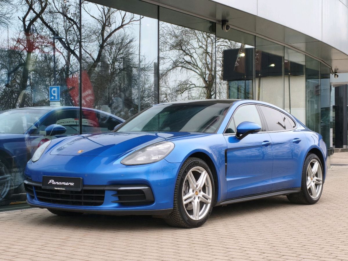 Автомобиль Porsche Panamera II поколение 4 3.0 AMT 4WD (330 л.с.) 4 Синий 2018 с пробегом 156 382 км