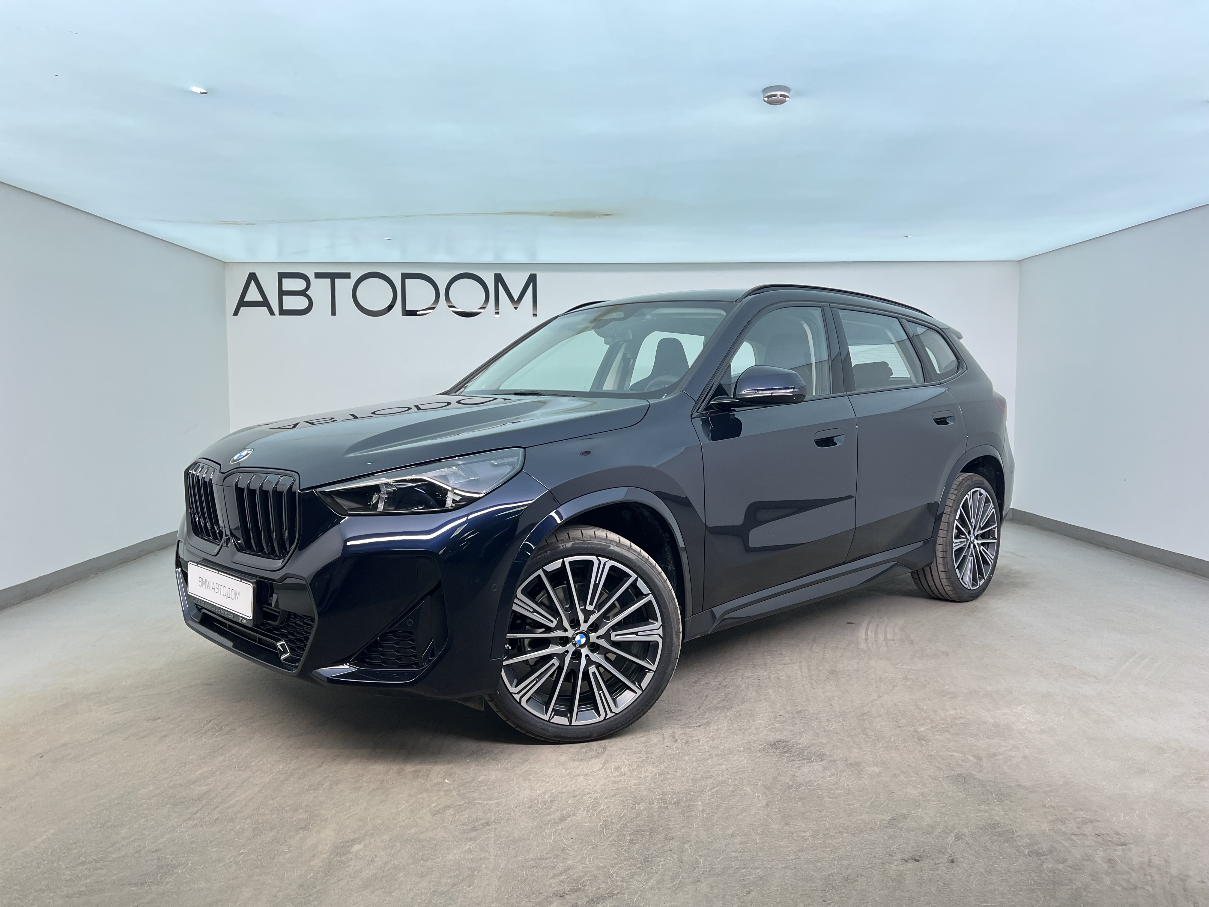 BMW X1 III поколение (U11) 2.0 AMT 4WD (204 л.с.) xDrive25Li Чёрный 2026 