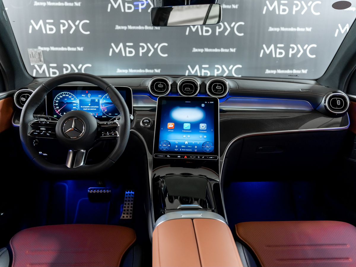 Автомобиль Mercedes-Benz GLC coupe II поколение (C254) 2.0 AT 4Matic (204 л.с.) Base Чёрный 2025 с пробегом 20 км