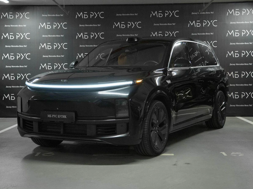 LiXiang L9 I поколение 1.5hyb AT 4WD (449 л.с.) Max Чёрный 2024 с пробегом 69 371 км