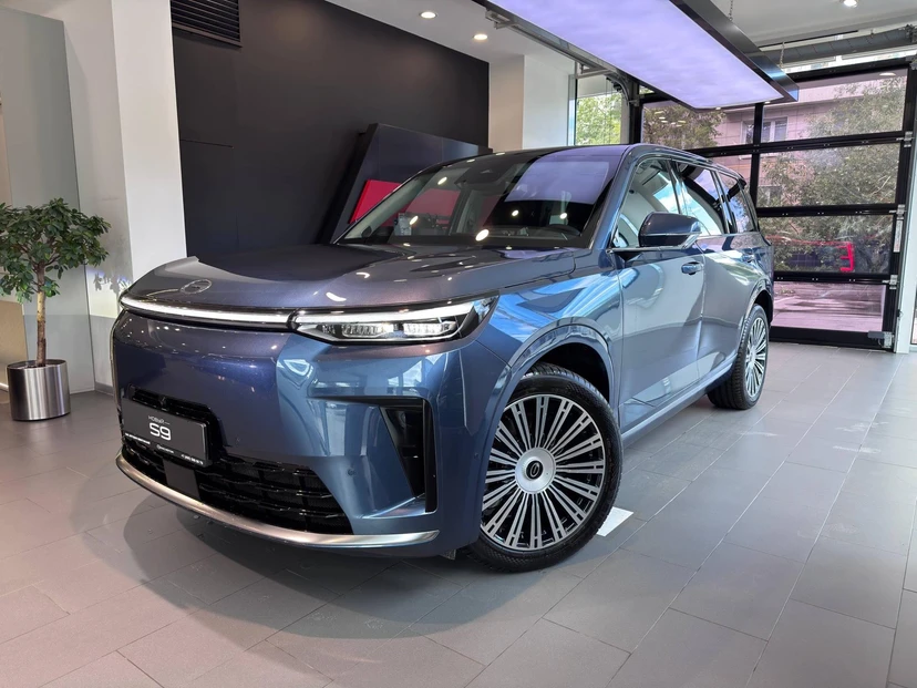 GAC S9 I поколение 1.5hyb AT 4WD (340 л.с.) SX Premium Синий 2026