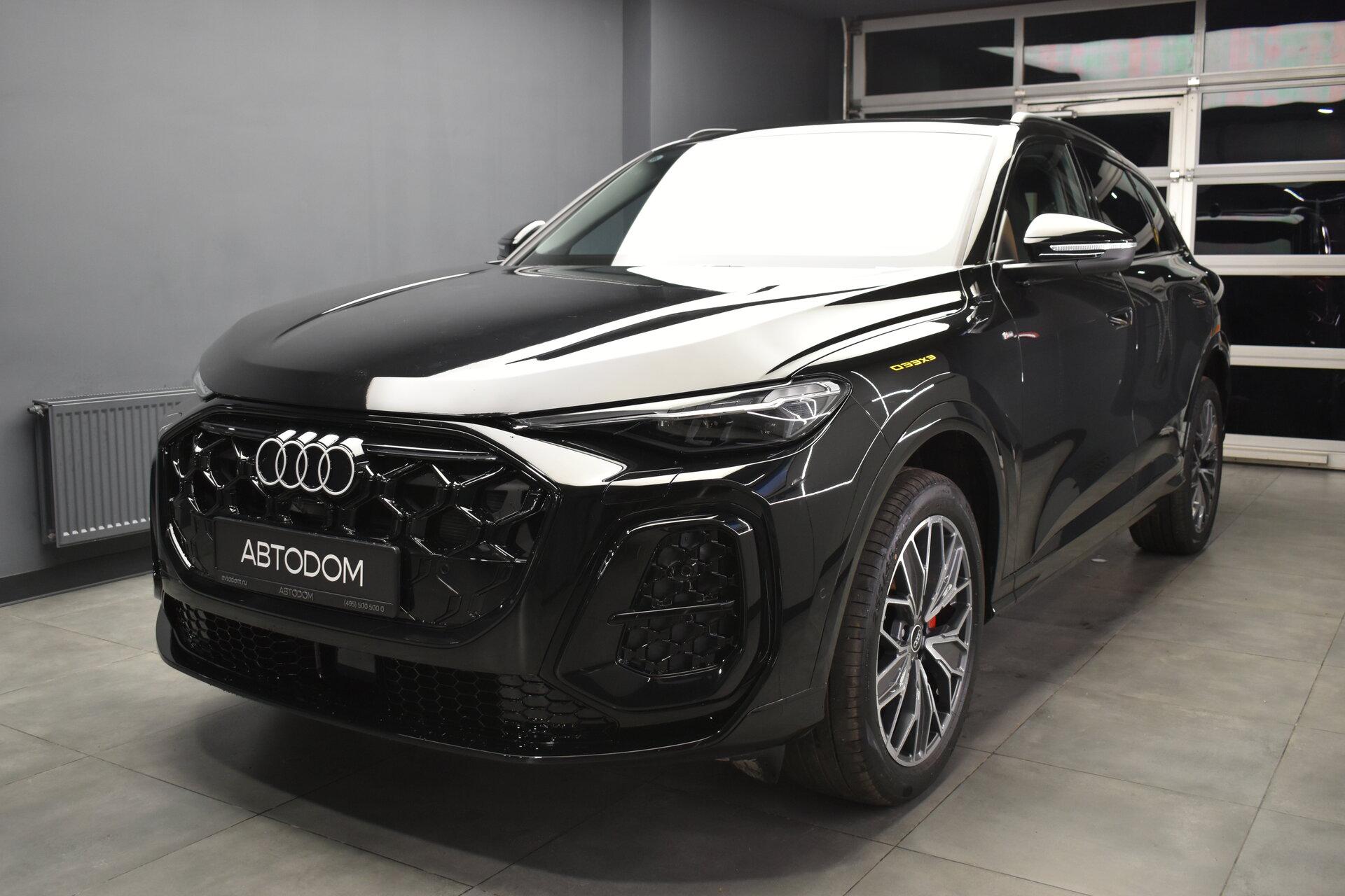 Автомобиль Audi Q5 III поколение 2.0 AMT 4WD (204 л.с.) 40 TFSI Quattro Чёрный 2025 