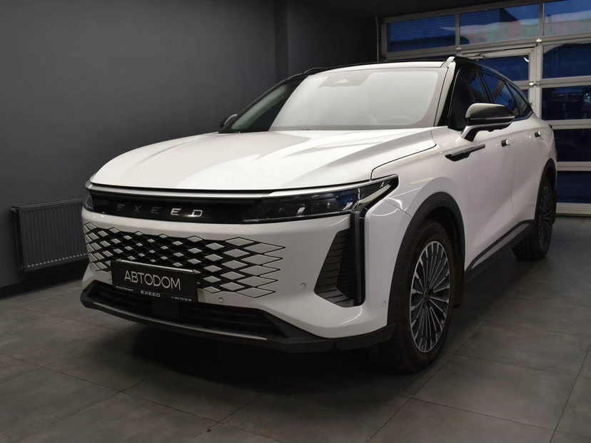 EXEED RX I поколение 2.0 AT 4WD (249 л.с.) Флагман Белый 2024 с пробегом 70 807 км
