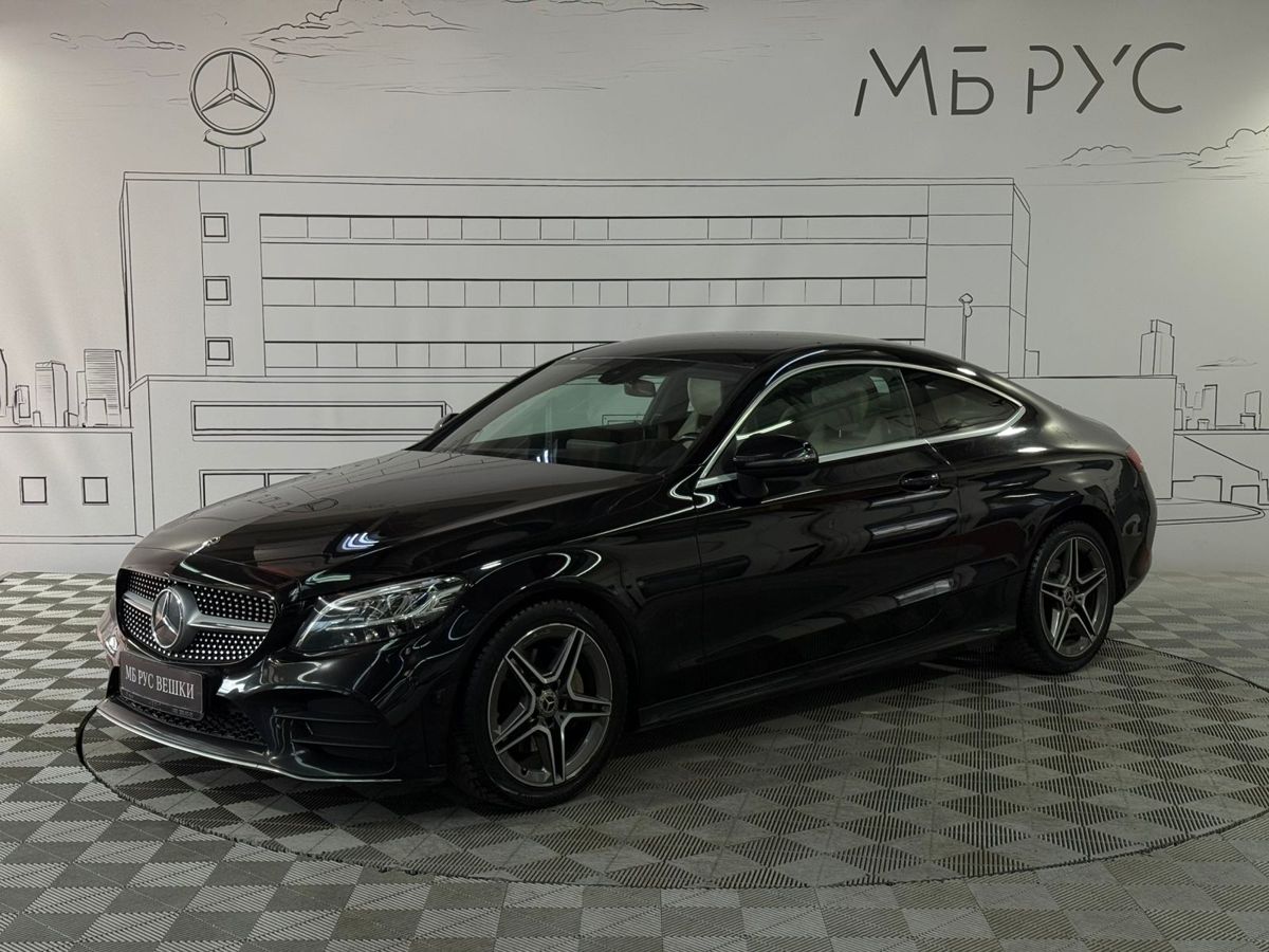 Автомобиль Mercedes-Benz C-Класс IV (W205/S205/C205) [рестайлинг] 200 2.0 AT 4Matic (204 л.с.) Sport Чёрный 2019 с пробегом 103 000 км