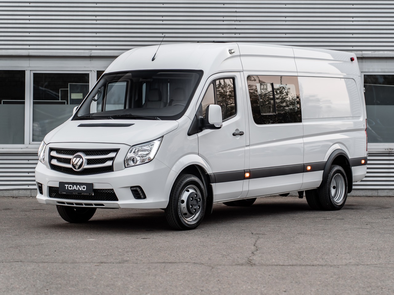 Коммерческий транспорт Foton Toano I поколение 2.8d MT L3H2 3.5т (150 л.с.) Base Белый 2025 