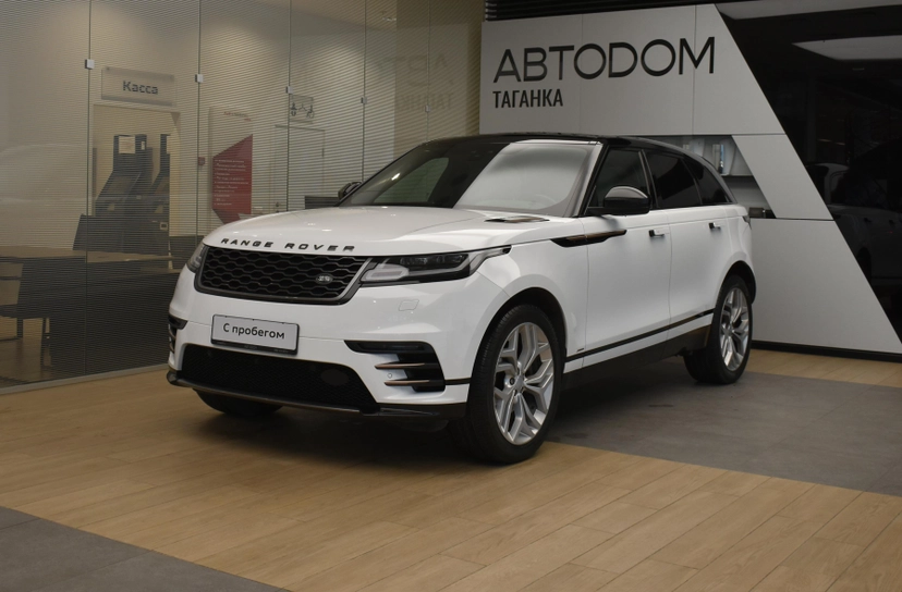 Автомобиль Land Rover Range Rover Velar I поколение 2.0 AT 4WD (249 л.с.) R-Dynamic SE Белый 2019 с пробегом 66 700 км