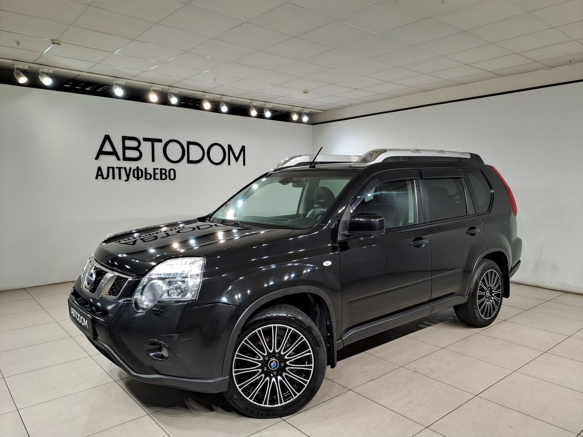 Nissan X-Trail II (T31) [рестайлинг] 2.5 CVT 4WD (169 л.с.) LE High Чёрный 2014 с пробегом 186 023 км