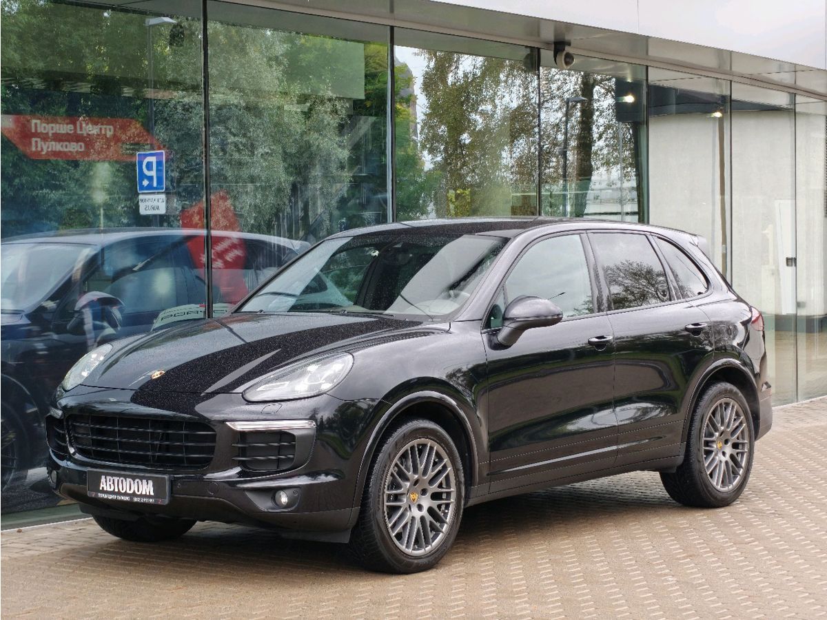 Porsche Cayenne II (958) [рестайлинг] 3.6 AT 4WD (300 л.с.) Platinum Edition Чёрный 2017 с пробегом 128 940 км
