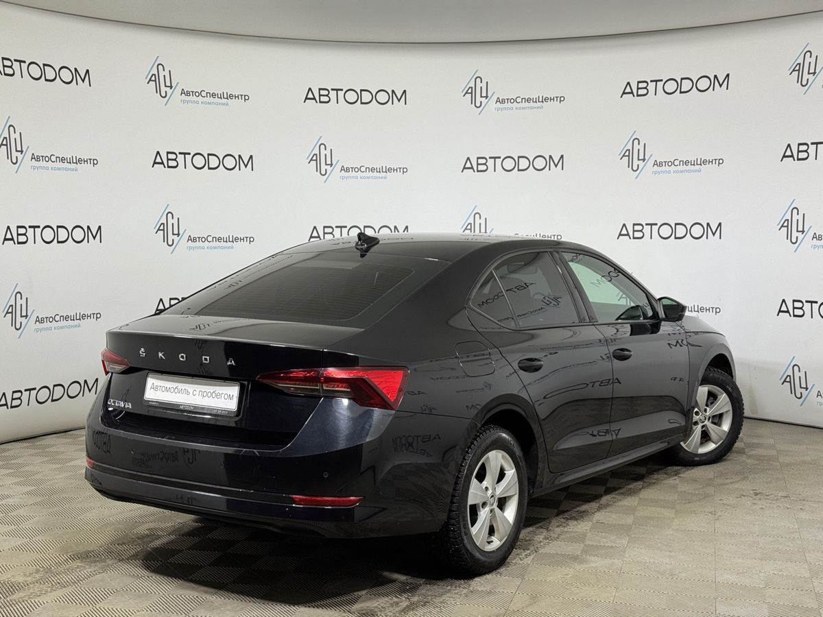 Автомобиль Skoda Octavia IV поколение (A8) 1.4 AT (150 л.с.) Ambition Plus Чёрный 2020 с пробегом 167 848 км