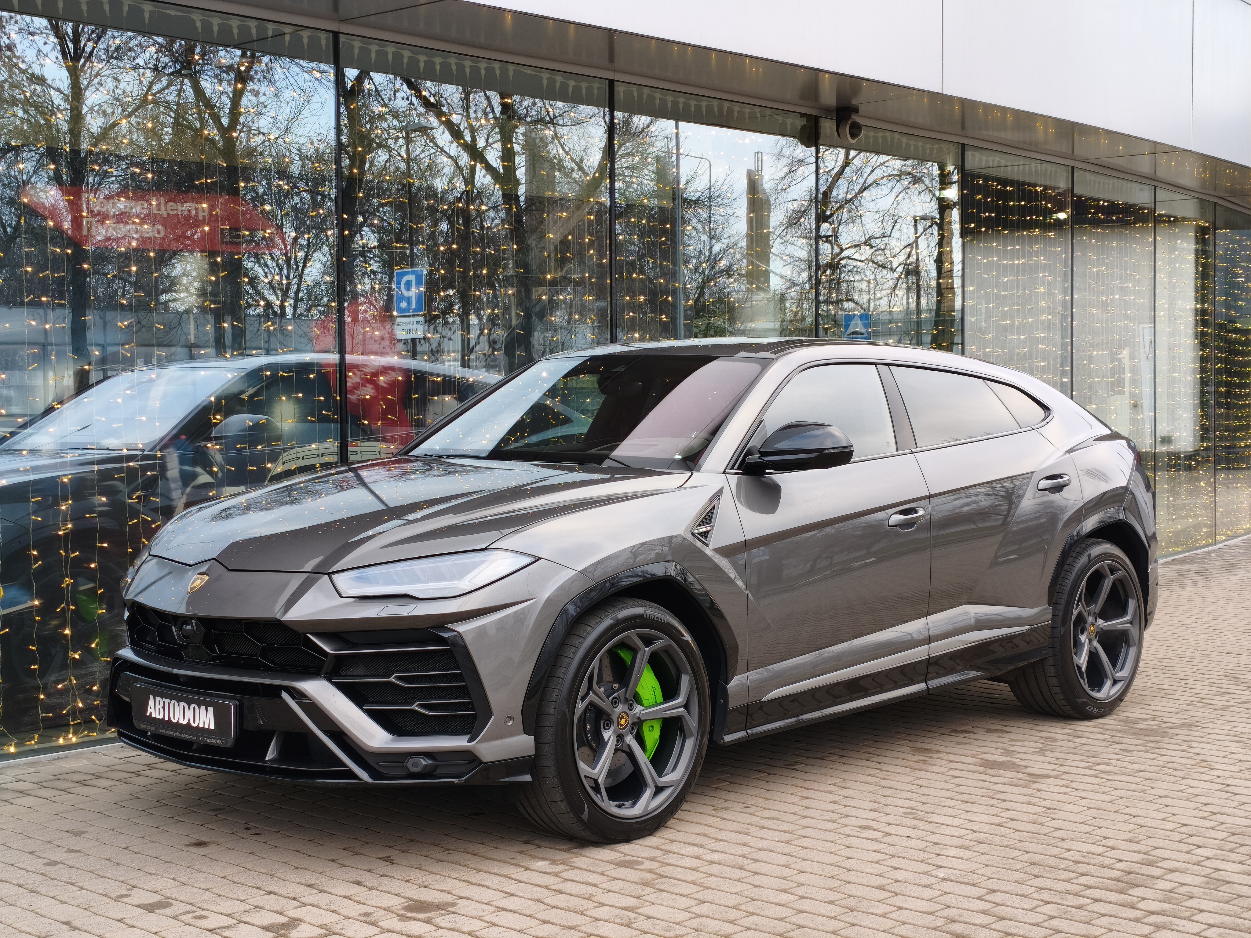 Автомобиль Lamborghini Urus I поколение 4.0 AT 4WD (650 л.с.) Individual Серый 2021 с пробегом 18 517 км