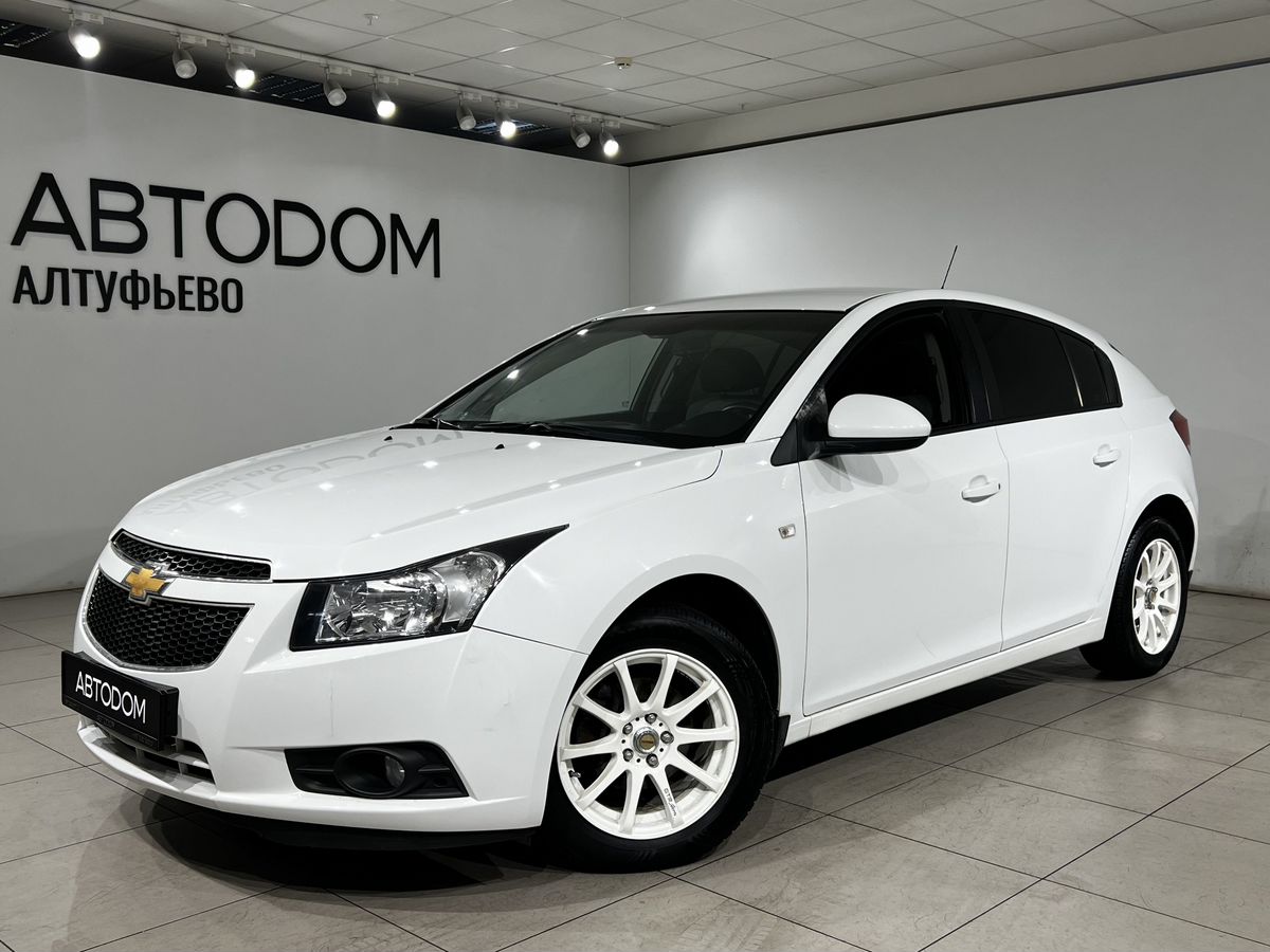 Chevrolet Cruze I поколение (J300) 1.6 AT (109 л.с.) LS Белый 2012 с пробегом 86 386 км