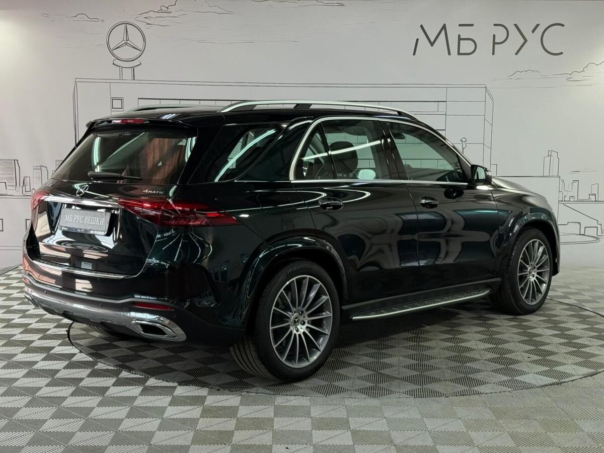 Автомобиль Mercedes-Benz GLE II (V167) [рестайлинг] 450 3.0 AT 4Matic (381 л.с.) Base Зелёный 2025 с пробегом 700 км