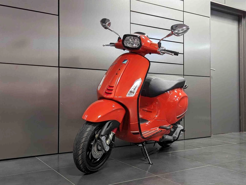 Мотоцикл Vespa Sprint S 150 ABS I поколение Sprint S 150 ABS Base Оранжевый 2023 с пробегом 1 км