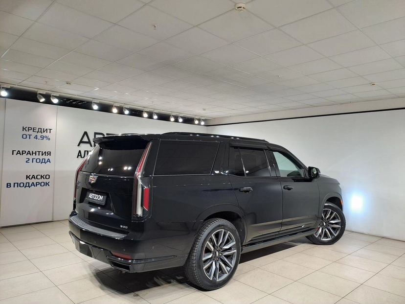 Автомобиль Cadillac Escalade V поколение 6.2 AT 4WD (416 л.с.) Sport Platinum Чёрный 2021 с пробегом 157 030 км