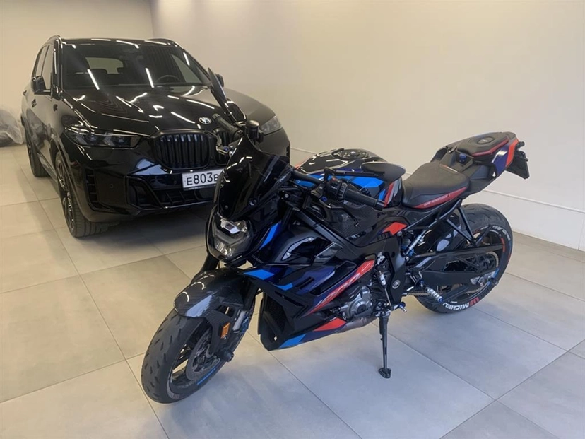 Мотоцикл BMW Motorrad M 1000 R I поколение M 1000 R Base Чёрный 2023 с пробегом 6 194 км