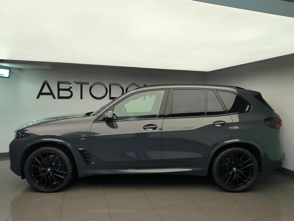 Автомобиль BMW X5 IV (G05) [рестайлинг] 3.0d AT 4WD (286 л.с.) M Sport Pro Серый 2025 