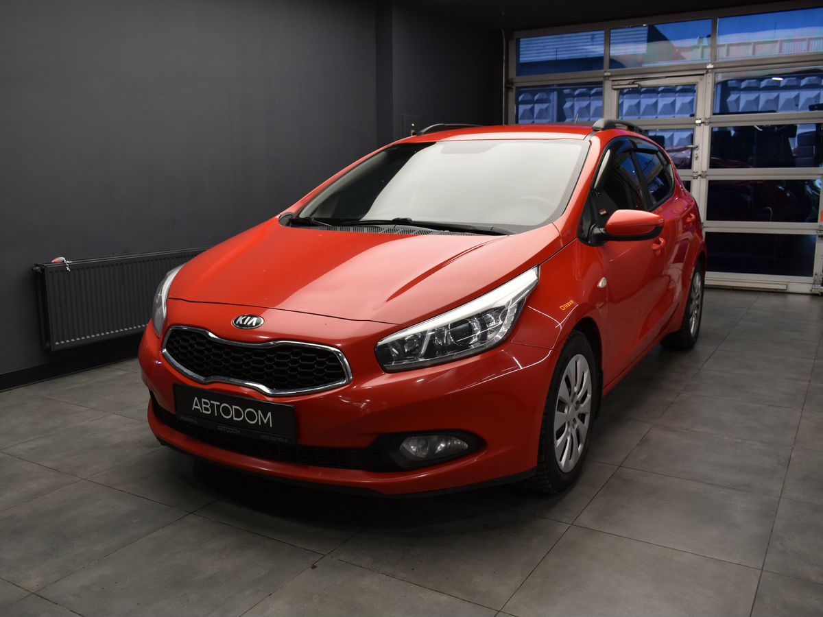 Kia Ceed II поколение 1.6 AT (129 л.с.) Comfort Красный 2015 с пробегом 149 964 км