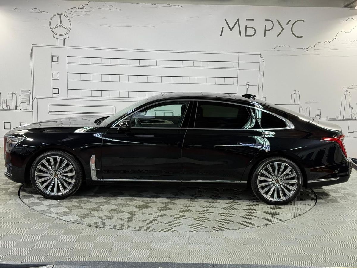 Автомобиль Hongqi H9 I поколение 2.0 AMT (245 л.с.) Deluxe Чёрный 2023 с пробегом 12 612 км