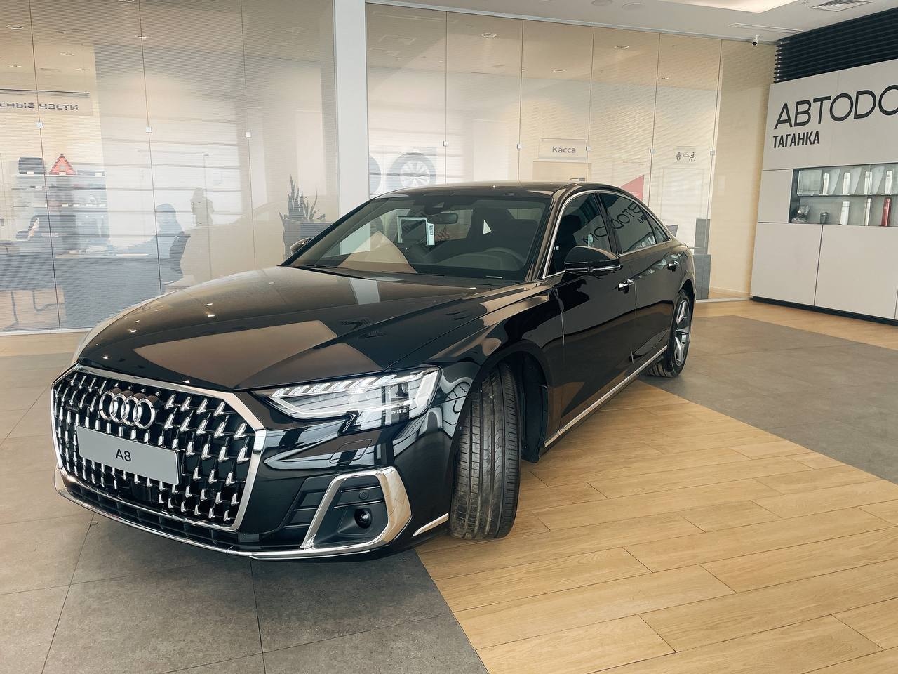 Автомобиль Audi A8 IV (D5) [рестайлинг] 3.0 AT 4WD (340 л.с.) 55 TFSI quattro tiptronic Чёрный  