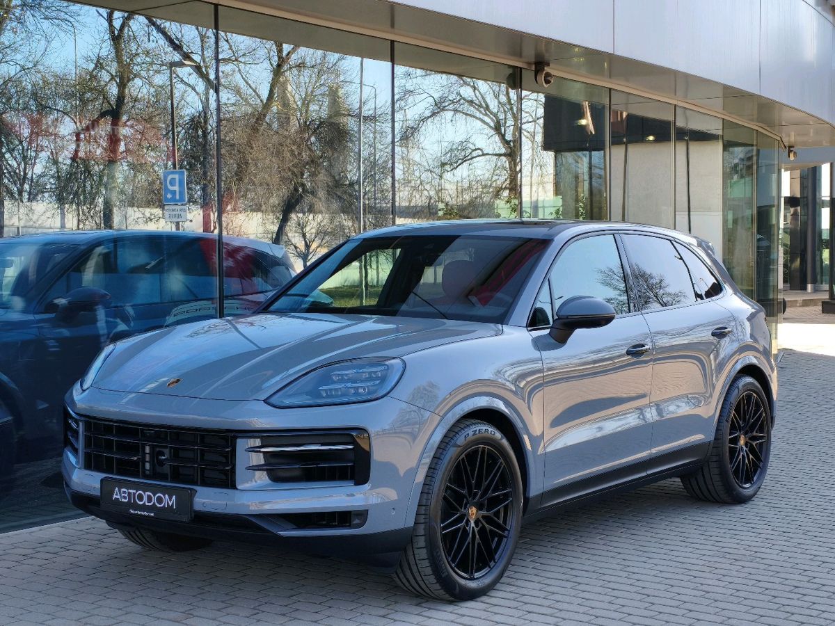 Автомобиль Porsche Cayenne III [рестайлинг] 3.0 AT 4WD (353 л.с.) Base Серый 2025 с пробегом 1 020 км