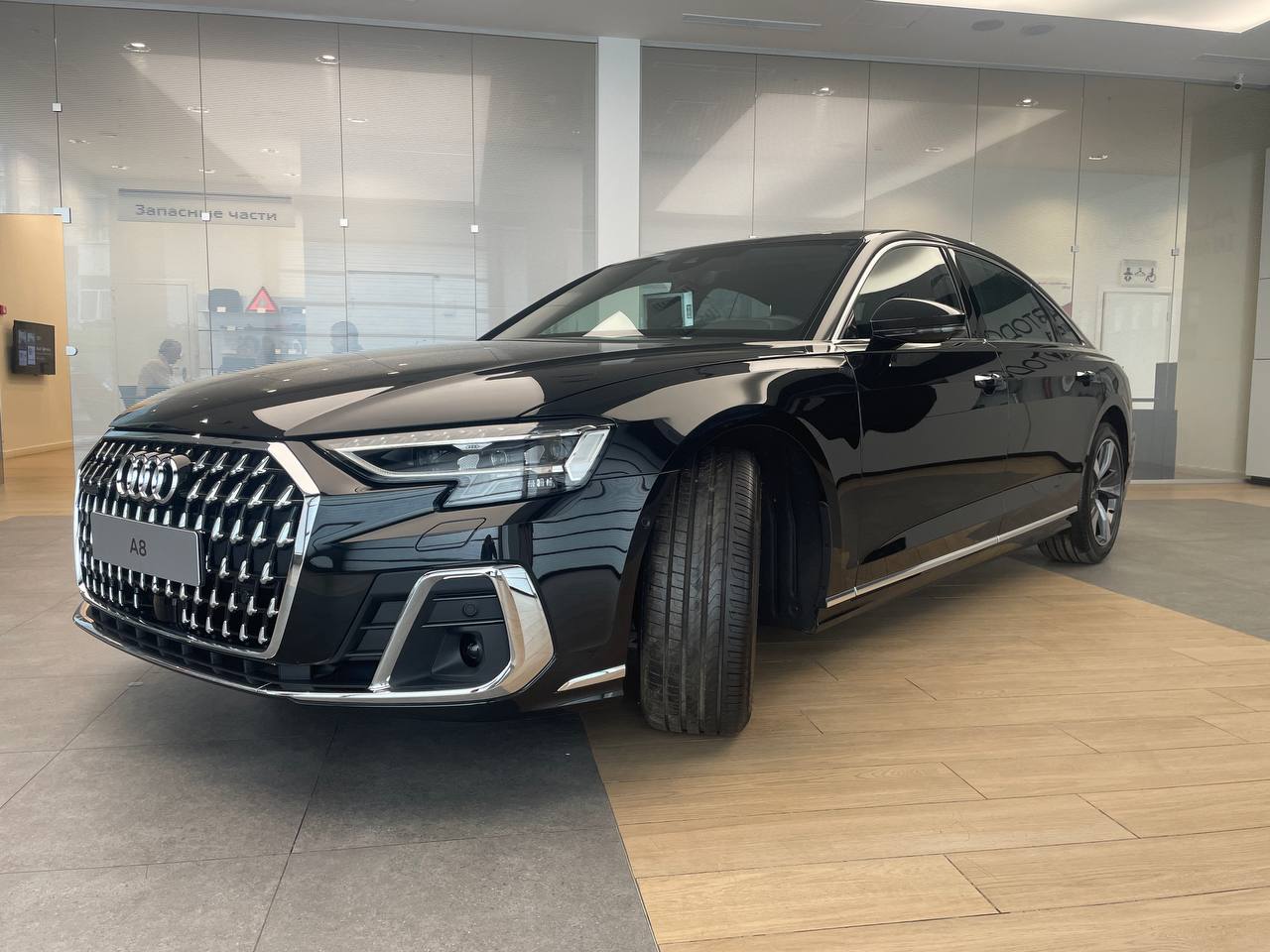 Автомобиль Audi A8 IV (D5) [рестайлинг] 3.0 AT 4WD (340 л.с.) 55 TFSI quattro tiptronic Чёрный  