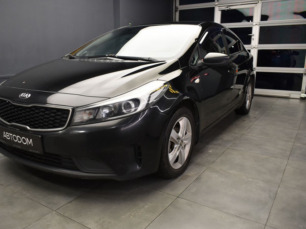Kia Cerato III [рестайлинг] (Classic) 1.6 AT (130 л.с.) Comfort Чёрный 2017 с пробегом 190 181 км