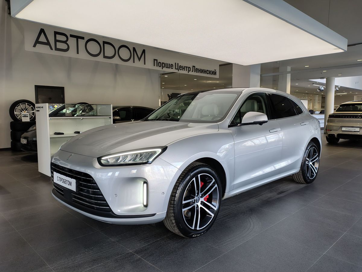 Автомобиль AITO M5 I поколение 1.5hyb AT 4WD (496 л.с.) Ultimate Серый 2023 с пробегом 17 856 км