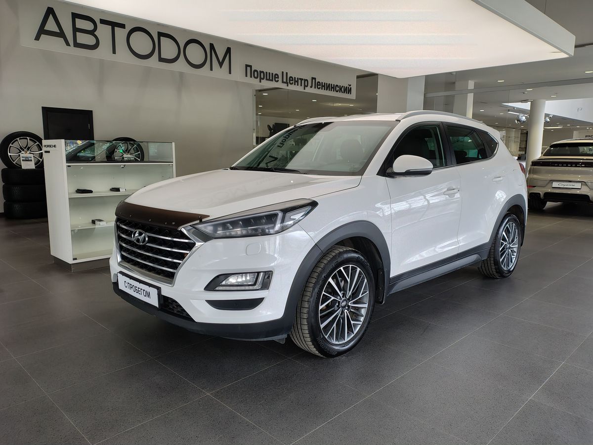 Автомобиль Hyundai Tucson III [рестайлинг] 2.0d AT 4WD (185 л.с.) Dynamic Белый 2018 с пробегом 223 164 км