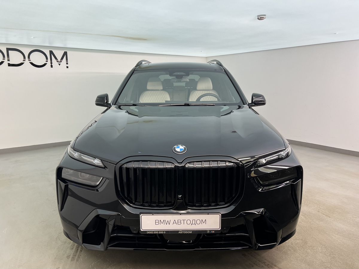 Автомобиль BMW X7 I (G07) [рестайлинг] 3.0 AT 4WD (381 л.с.) M Sport Pro Чёрный 2025 с пробегом 2 480 км