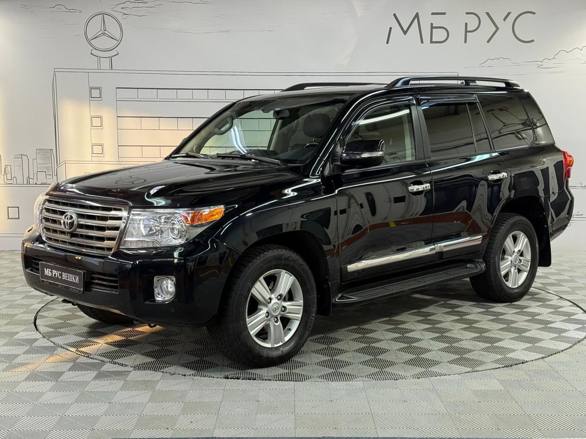 Toyota Land Cruiser IX (J200) [рестайлинг] 4.5d AT 4WD (5 мест) (235 л.с.) Люкс Чёрный 2014 с пробегом 146 345 км